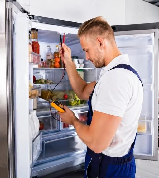 Technician diagnosing a refrigerator that is running constantly in Klamath Falls, OR.